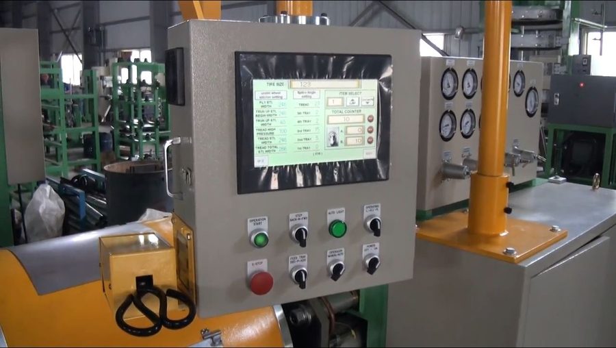BTU HMI control panel showing tire size and tread settings