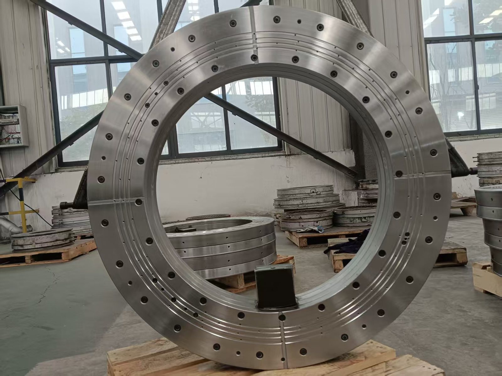 Large machined tire mold container ring, ready for assembly